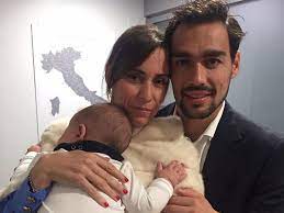 Per spiegarci che in circolazione ci sono due fognini, e che quello fumantino capace l'anno scorso di annettersi il torneo di montecarlo convive serenamente con quel tenerone del marito di flavia. Fognini Vi Racconto Del Giorno In Cui E Nato Mio Figlio Tennis Circus