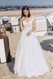 Nesrin ist ein hochzeitskleid für detailverliebte. Ein Boho Chic Brautkleid Ist In Unserer Kollektion Etwas Ganz Besonderes
