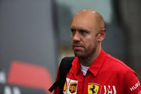 Potete trovarci anche su instagram. Due To The Success Of Bald Hamilton Here S Bald Vettel Formuladank