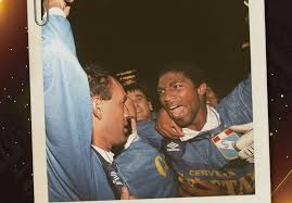 Sporting cristal en semifinales de copa libertadores enfrentando a racing club de avellaneda. Sporting Cristal Conmebol Recordo La Magica Noche Ante Racing En 1997 Noticias Agencia Peruana De Noticias Andina