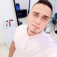 ATENCIÓN LÉRIDA SE REQUIERE LA PRESENCIA DE LOS FAMILIARES DE ÉSTE JOVEN.  BARRIO ALEMÁN. SE ENCUENTRA EN EL HOSPITAL REINA SOFÍA DE ESPAÑA EN LÉRIDA  AL PARECER SE ACCIDENTÓ A LA ALTURA