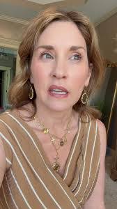 Lori Feasel's Instagram, Twitter & Facebook