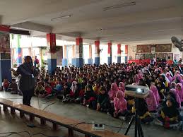 Sk dato' onn jaafar bukan sahaja melahirkan kecemerlangan permata malah tenaga pengajarnya juga berkebolehan dalam memberi khidmat bantu kelas tambahan malam anjuran pibg sk dato' onn jaafar dalam membantu sekolah meningkatkan pencapaian upsr dari segi peratus dan gred. 10 Oktober 2018 Kempen Lebihkan Fama Daerah Kluang Facebook