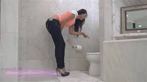 Paula deen was questioned for three hours regarding the $1.2 million lawsuit filed by. The Dinner Party Toilet Slave Bdsm Fetish