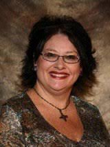 Heidi Cade's Instagram, Twitter & Facebook