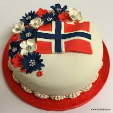 Oppskrift emne tips og nyheter. Sytten Stilige 17 Mai Kaker Vi Vil Spise Fra Morgen Til Kveld Kreative Ideer Kaker Norske Oppskrifter Festkake