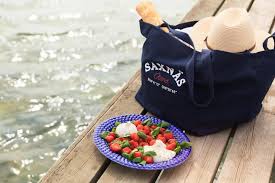 Ett genomtänkt sortiment i kombination med. Kronocamping Saxnas Farjestaden Updated 2021 Prices