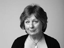 Penelope Thompson's Instagram, Twitter & Facebook