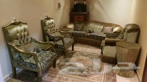 للبيع كنب ملكي قطيفه اخضر