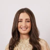 Courtney Wainwright's Instagram, Twitter & Facebook