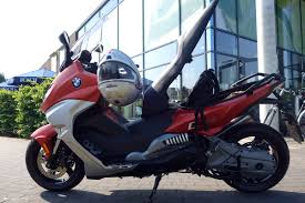 Viajar sin esfuerzo por la jungla urbana. Bmw C 650 Sport Fahrbericht Test Modell 2017