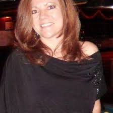 Robin Williford's Instagram, Twitter & Facebook