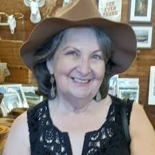 What is going in next to Michaels in Monaca?