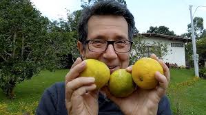 AUTOPRESENTACIÓN ABELARDO RIVERA LLANO