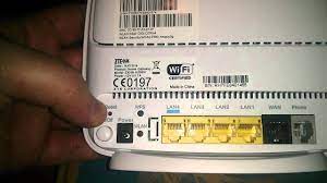 Beneficiez de acest abonament de o gramada de timp si mai nesimtiti ca saptamanile astea nu au fost ever. Prezentare Zte H298n Router Gigabit De La Rcs Rds Youtube