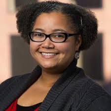 Brenda Estrella's Instagram, Twitter & Facebook