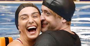 A nota sobre paulo gustavo falava ainda que o paciente mostra sinais discretos de interação com o meio, apesar do uso de sedativos. 9mjgzzgzh4eslm