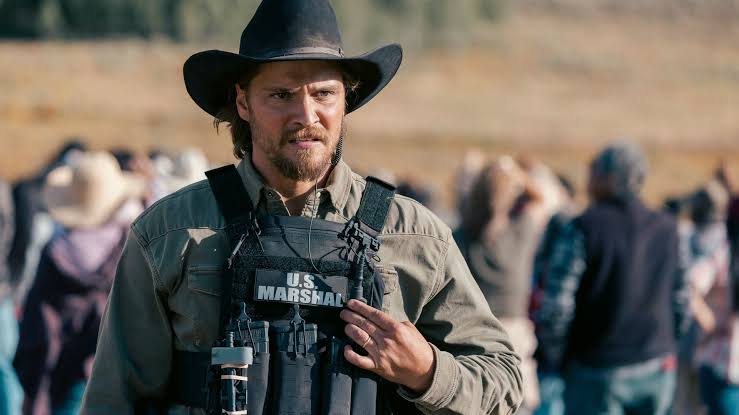 Taylor Sheridan's Era-Defining Western With Controversial Ending Is Beating Yellowstone's New Spinoff On Streaming