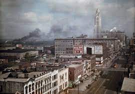 How Early 20th Century America Played And Worked In Color City Of Columbus Ohio Photography First Color Photograph