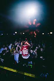 Chelsea cutler sleeping with roses ii cutler chelsea picture. Chelsea Cutler On Twitter Biggest Headline Show To Date By A Mile Have Never Experienced Anything Like This 1100 People Screaming Every Word So Loud We Couldn T Even Hear Ourselves Playing Had