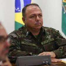 Durante su discurso, pazuello, quien antes de llegar al gabinete coordinó la operación de acogida de venezolanos en el estado de roraima, declaró que quedarse en. A Paratrooper General Is Brazil S New Health Minister News Telesur English