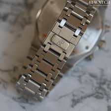 Stainless steel on bracelet +. Technical Review Of The Audemars Piguet Royal Oak Kasparov Chronograph 41 Watch