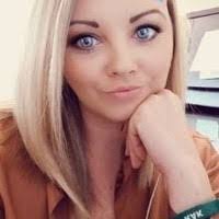 Courtney Drott's Instagram, Twitter & Facebook