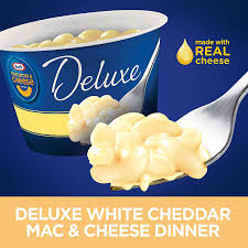 Amazon Com Kraft Deluxe Easy Mac White Cheddar Macaroni And Cheese 4 Microwaveable Cups Grocery Gourmet Food