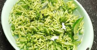 Xào khoảng 2 phút thì rưới trứng gà đã đánh tan vào đảo đều tay, nêm bột canh, hạt nêm. Cach Náº¥u Thá»‹t Bo Xao Hoa Thien Ly Cho Bá»¯a CÆ¡m Ngon