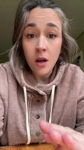 Kim Lapointe's Instagram, Twitter & Facebook