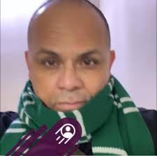 Snoop Dogg brought pole dancers to his half time show at the college  basketball game 😂 (via @randywitherskc)