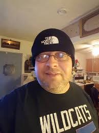 Brandi Bard's Instagram, Twitter & Facebook