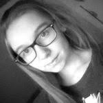 Mary Siek's Instagram, Twitter & Facebook