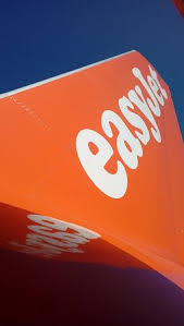 Browse our 100's of destinations you can jet off to with easyjet, and with thousands of seats at great prices, we know we have a deal you will love! Il Logo Easyjet Sui Timone Di Coda Del Nostro Airbus A319 Bild Von Easyjet Tripadvisor