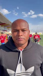 Nuestro goleador histórico Jonny Brown y Farmacias Rogil envían un saludo a  la afición y club, deseando que regresemos a casa. 🦁❤️💛💚 #VamosConTodo  #SiSePuede #VamosMarquense