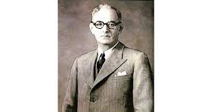Dato' onn jaafar dilahirkan di seri gambir, jalan gertak merah, johor bahru pada 12 februari 1895 serta merupakan anak kepada datuk jaafar bin haji muhammad, menteri besar johor yang pertama. Let S Rekindle Onn Ja Afar S Values The Star