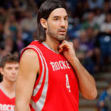 Debutó en pretemporada con derrota ante new orleans hornets , jugando 23 minutos, anotando 8 puntos y capturando 7 rebotes. Report Houston Rockets Place Luis Scola On Trade Block Sports Illustrated