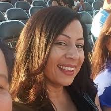 Rebecca Canada's Instagram, Twitter & Facebook