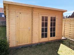 epingle sur abri de jardin