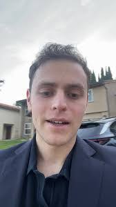 Aaron Chiz's Instagram, Twitter & Facebook