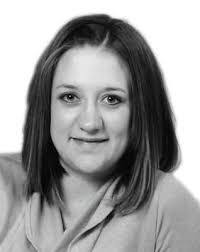 Rae Arndt's Instagram, Twitter & Facebook