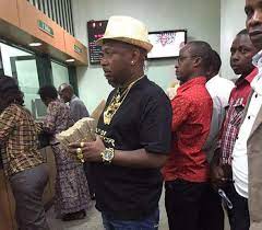 Jaguar accompanied by mike sonko paid a visit to the family of the late jastorina last week! Senator Mike Sonko S Extended Family In Meru Cry For Financial Help