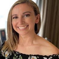 Heather Hullinger's Instagram, Twitter & Facebook