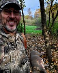 This one is by far the most emotional hunt of my life. Between losing papaw  weeks ago, and having all my friends with me to celebrate, it made it just  a little