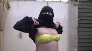 Wife in Burqa with Tiny Bikini Underneath: British Nipples Porn