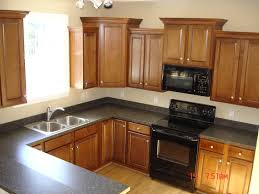 Crown Moulding Of Varying Heights Kitchen Cabinets Kitchen Cabinet