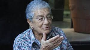 احتراما ومحبة للقديرة أمينة شفيق