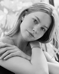 agency model · 10M posts On Threads