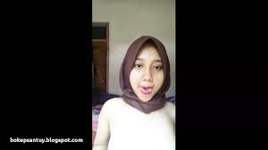 Indonesia Hijab Susu Gede Sange Berat by Bokepsantuy: Big Tits Big Tits  Porn | xHamster