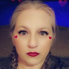 STAFF SPOTLIGHT! Zachary Bolzan 6-9 Assistant Principal zbolzan@iltexas.org  Growing up in the great state of New York, Mr. Bolzan majored in Elementary  Education earning a Bachelor's degree from Oneonta State University. From